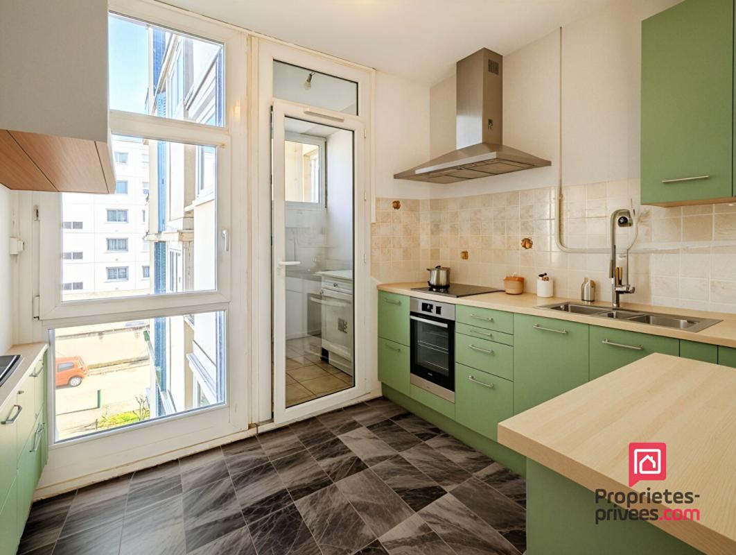 LYON-8E-ARRONDISSEMENT Appartement Lyon 4 pièce(s) 68 m2 10