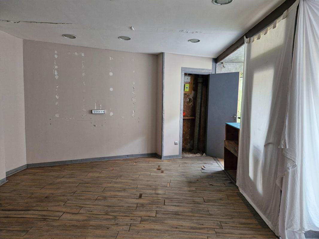 SAINT-JUST-EN-CHEVALET ST JUST EN CHEVALET - IMMEUBLE 8