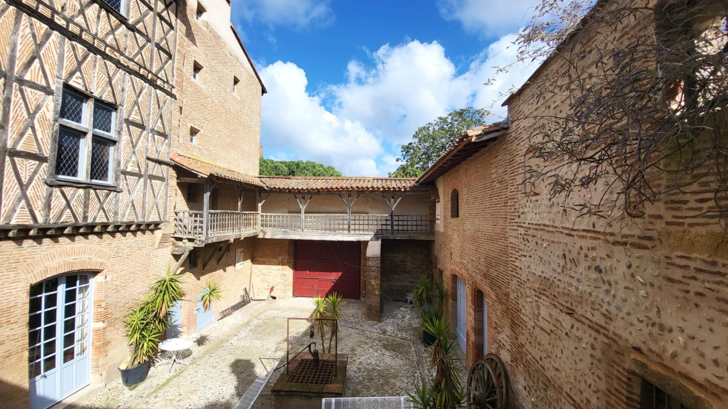 AUTERIVE Maison Auterive 6 pièce(s) 157 m2 8