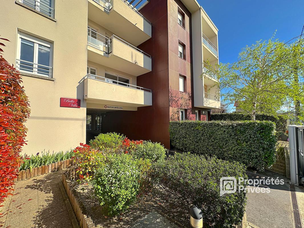 CLERMONT-FERRAND Appartement 2 pièces 46,5m2 avec balcon, garage et parking 1