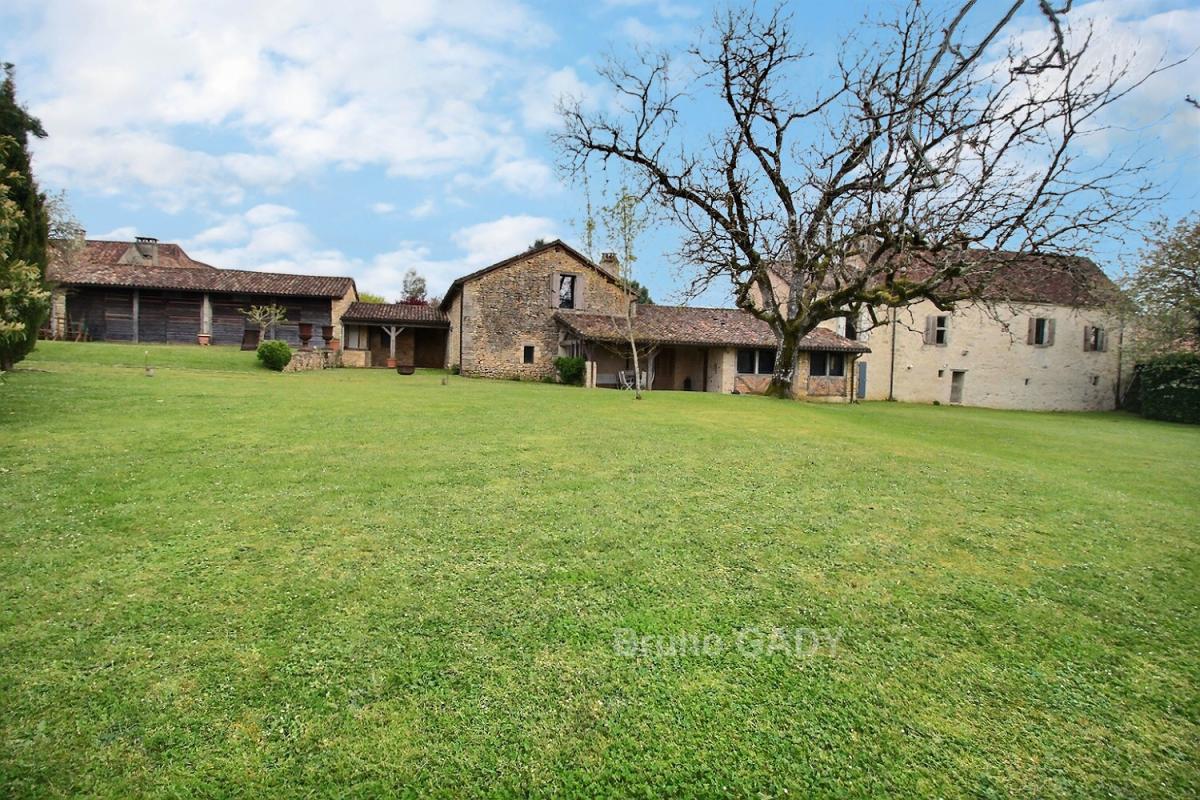 PERIGUEUX Demeure de prestige Savignac Les Eglises 320 m2 3