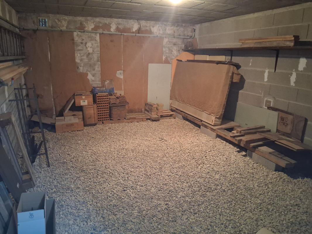 JUSSY Maison 4 pièce(s) 138 m2 9