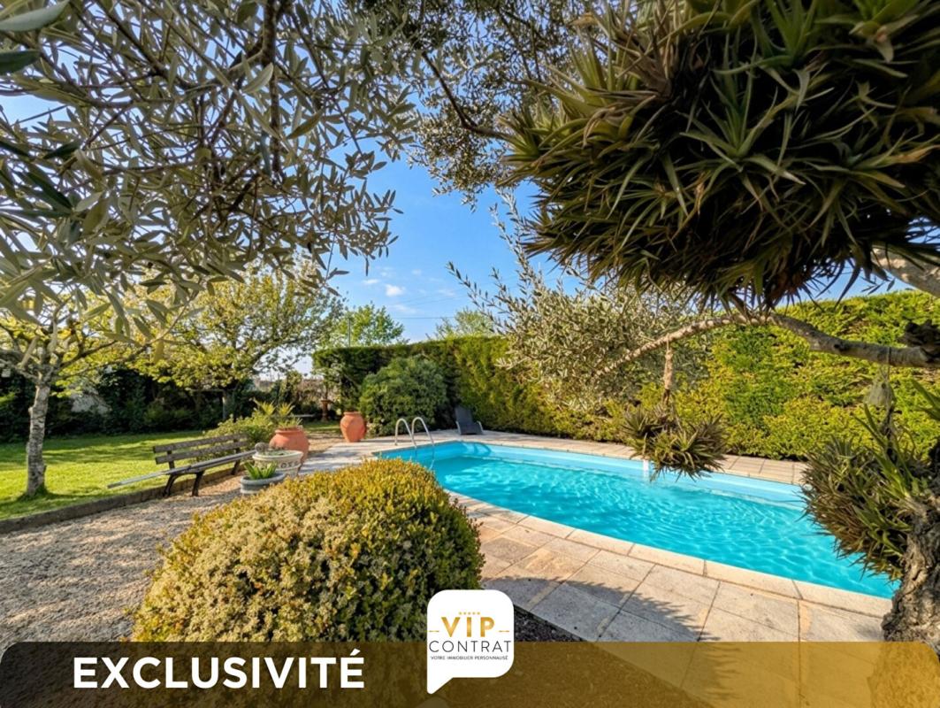 CHATEAUBERNARD Maison Chateaubernard 5 pièce(s) 160 m2 EXCULSIVITE VIP 2