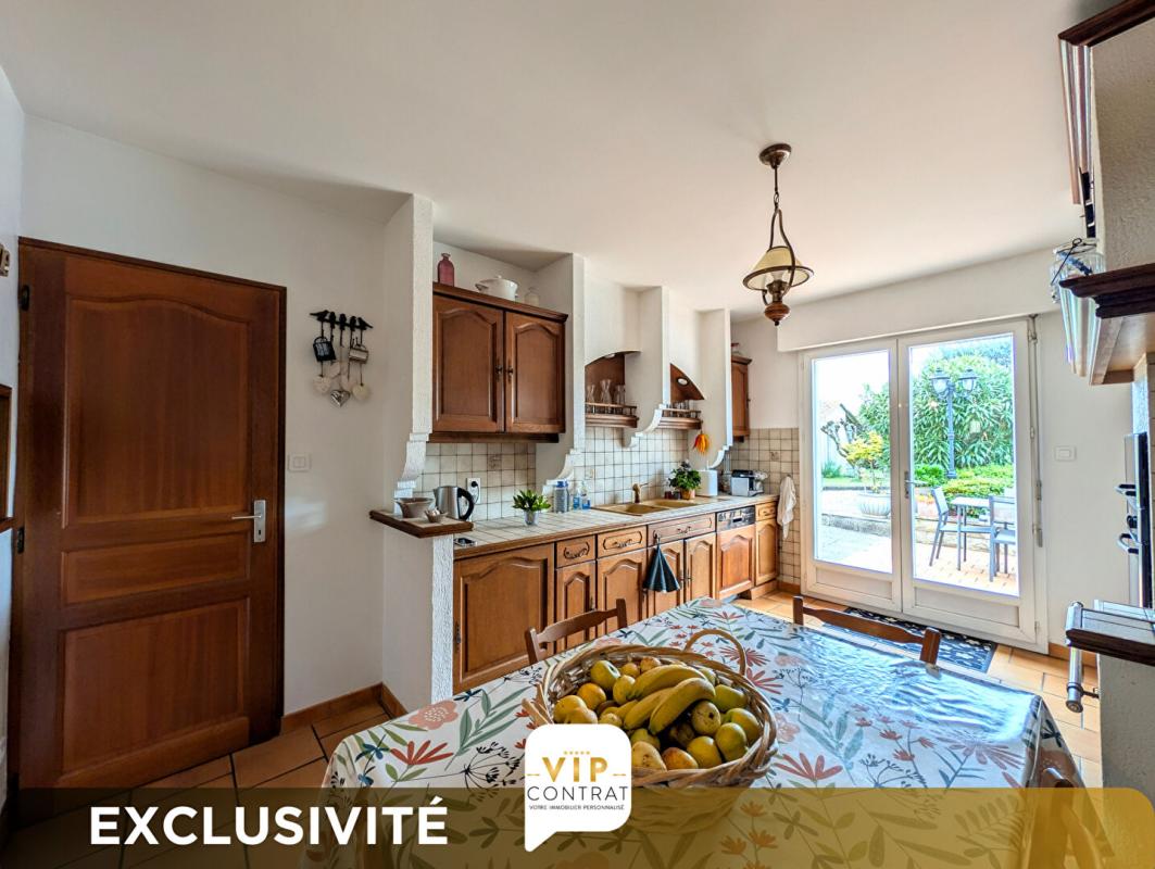 CHATEAUBERNARD Maison Chateaubernard 5 pièce(s) 160 m2 EXCULSIVITE VIP 8