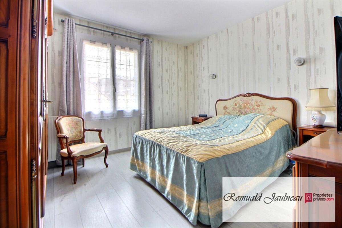 MARBOUE Maison Marboué 4 chambres 141 m2 5