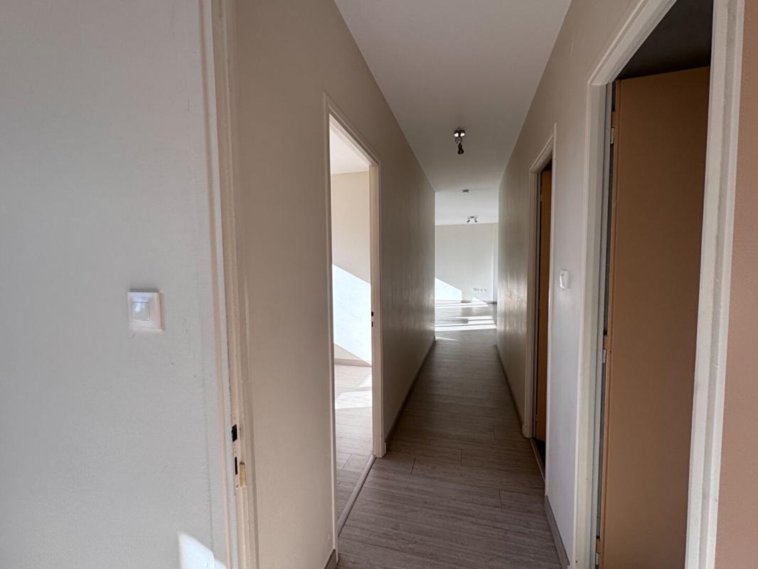 ARS-SUR-MOSELLE Appartement 2 chambres et Garage à 400 m de la gare d'Ars-sur-Moselle 10