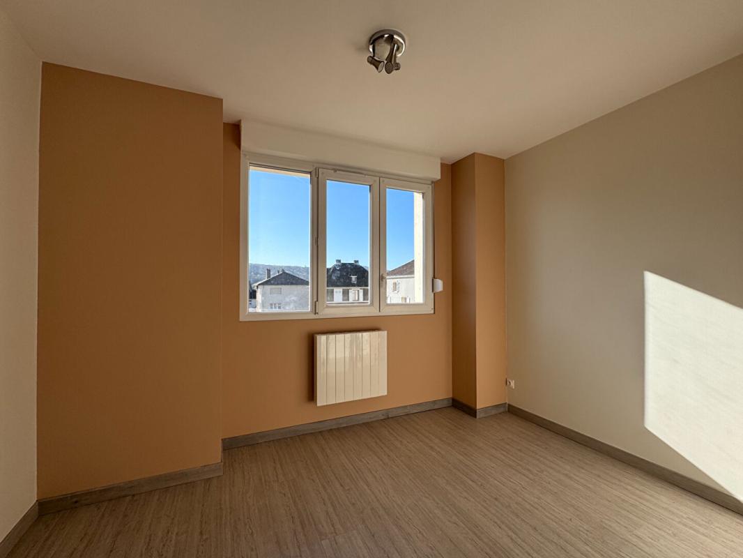ARS-SUR-MOSELLE Appartement 2 chambres et Garage à 400 m de la gare d'Ars-sur-Moselle 7