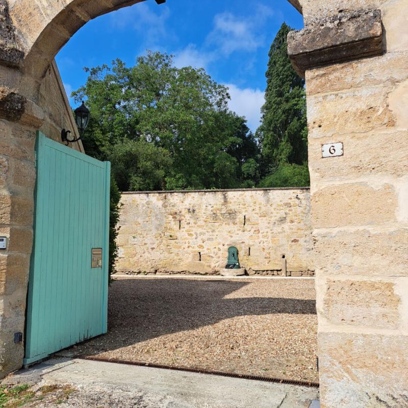 FREMAINVILLE Corps de ferme à vendre sur Frémainville 2