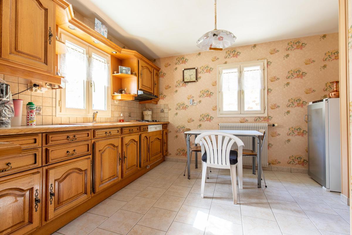 FREMAINVILLE Corps de ferme à vendre sur Frémainville 5