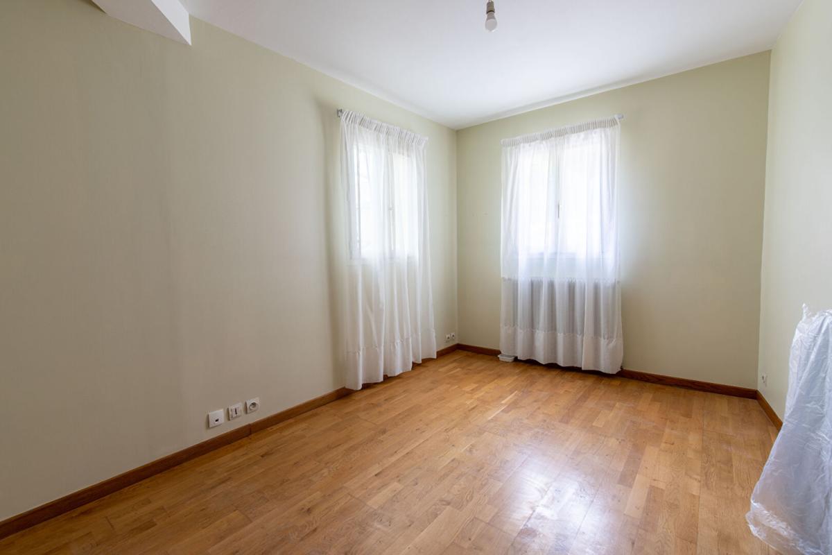 FREMAINVILLE Corps de ferme à vendre sur Frémainville 7