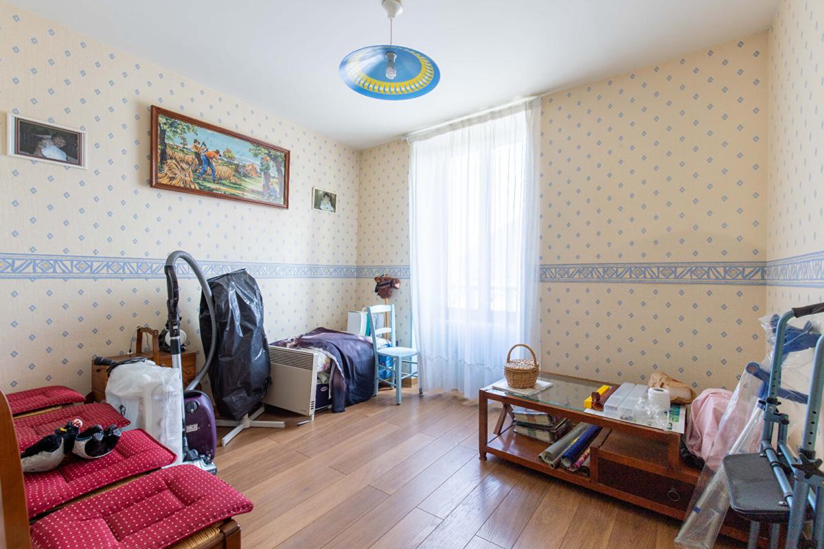 FREMAINVILLE Corps de ferme à vendre sur Frémainville 8