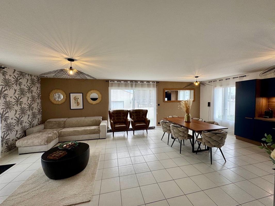 VAUX-SUR-MER Maison Vaux Sur Mer plain pied 100 m2 avec piscine 4