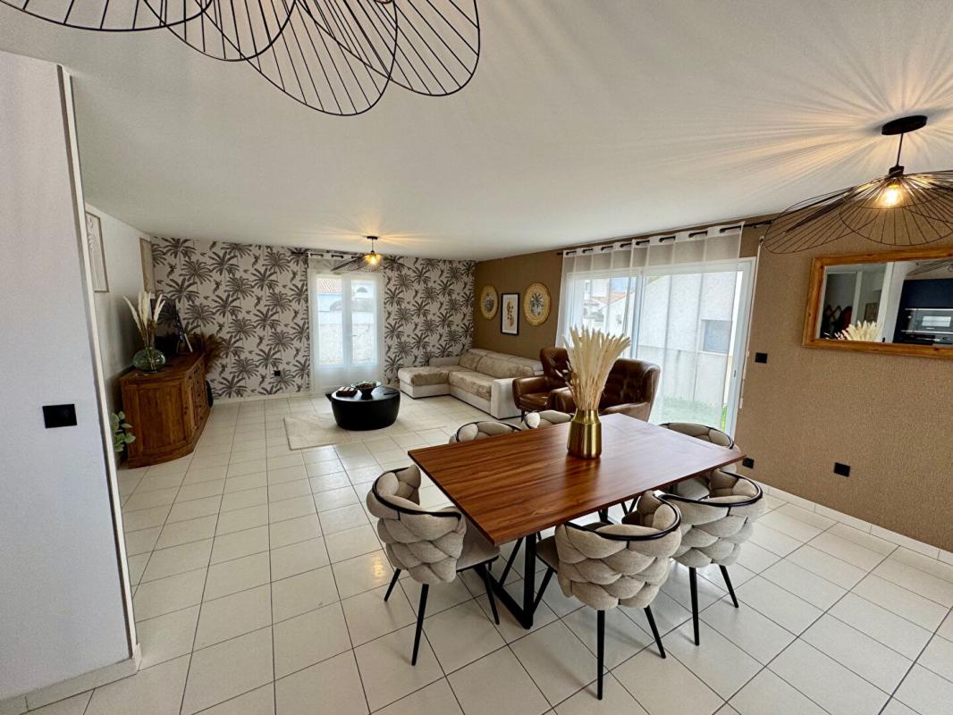 VAUX-SUR-MER Maison Vaux Sur Mer plain pied 100 m2 avec piscine 7