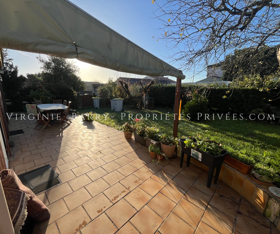 ECHILLAIS BELLE MAISON T5 DE PLAIN PIED NON MITOYENNE 14