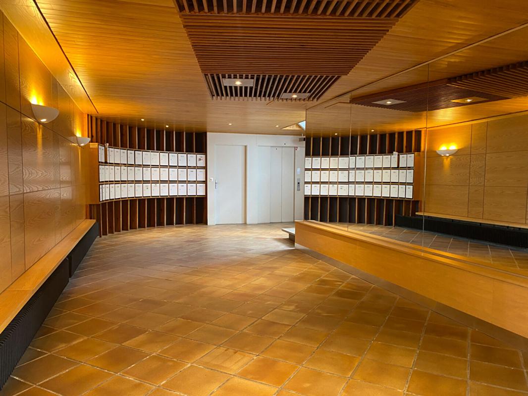 LA BAULE-ESCOUBLAC Face mer  Appartement  1 pièce(s) 32 m2 entierment rénové 11