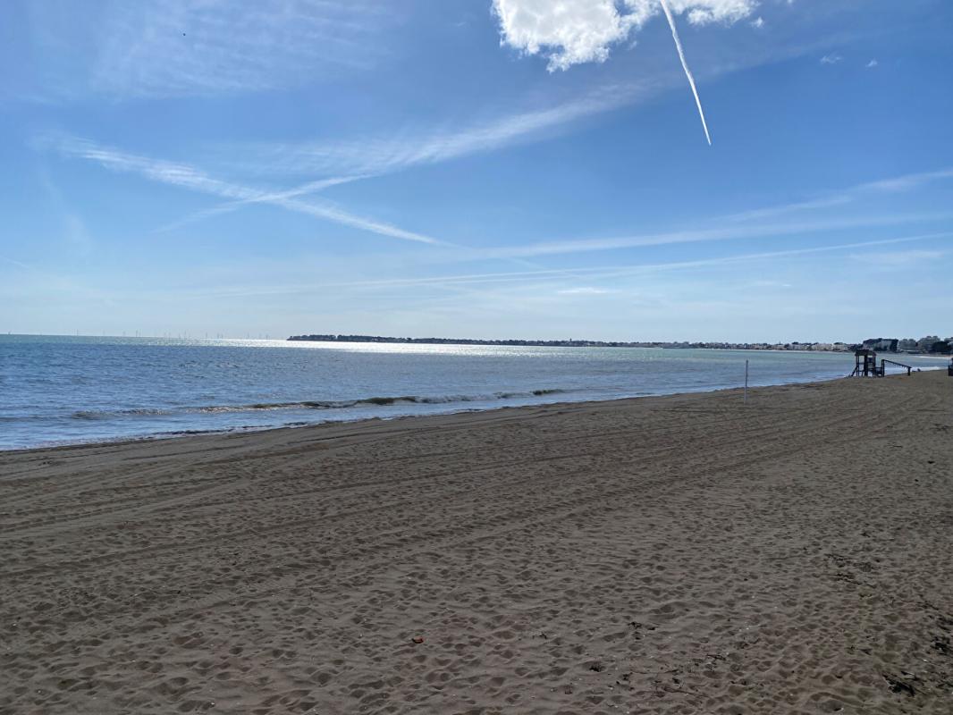 LA BAULE-ESCOUBLAC Face mer  Appartement  1 pièce(s) 32 m2 entierment rénové 13