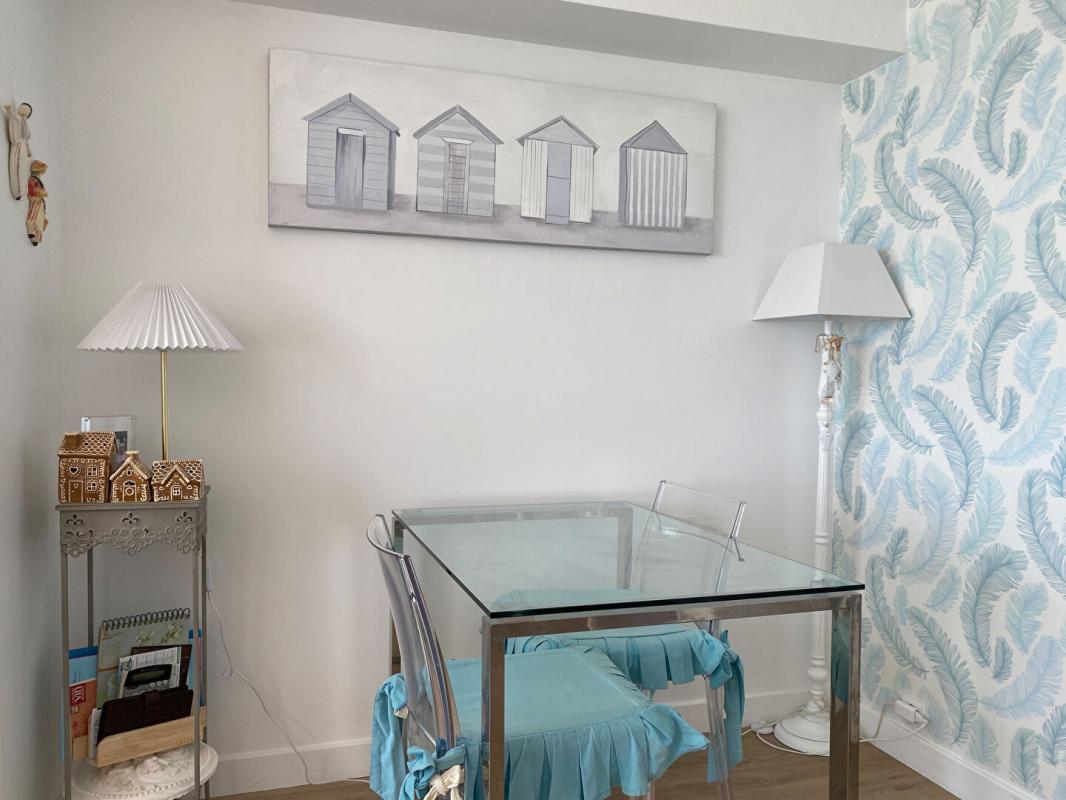 LA BAULE-ESCOUBLAC Face mer  Appartement  1 pièce(s) 32 m2 entierment rénové 7