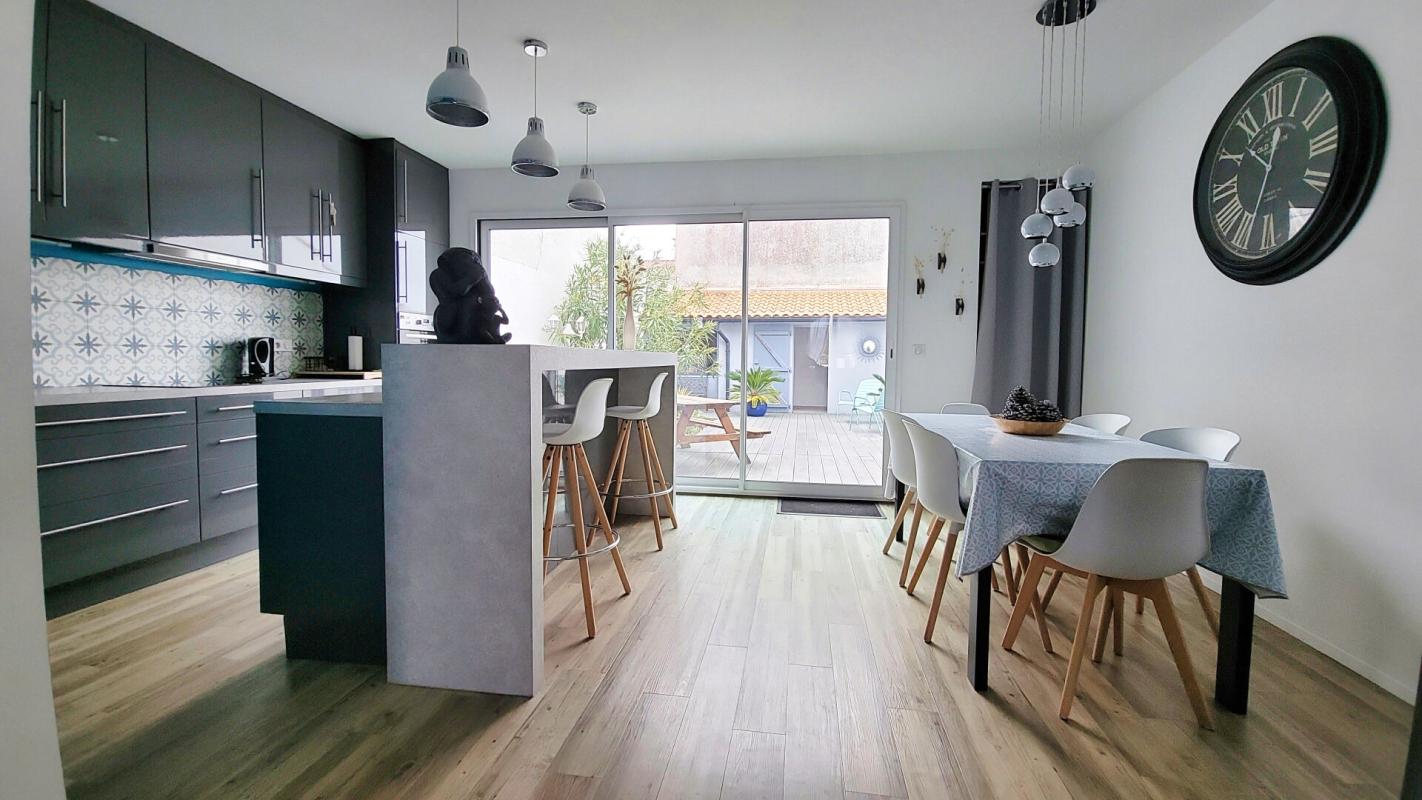 LA TRANCHE-SUR-MER Maison La Tranche Sur Mer 4 pièce(s) 86 m2 2