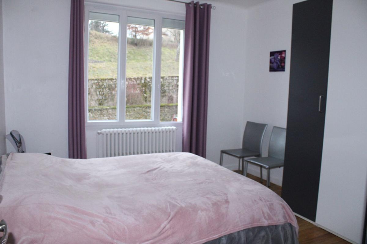 LANGOGNE Maison avec jardin Langogne 9 pièce(s) 190 m2 avec appartement independant 6