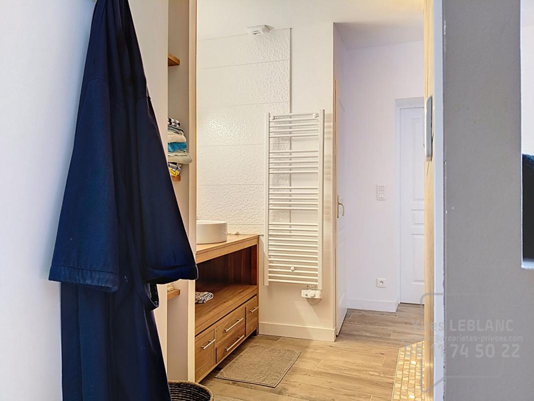 GROIX Maison Groix 10 pièce(s) 101 m2 10