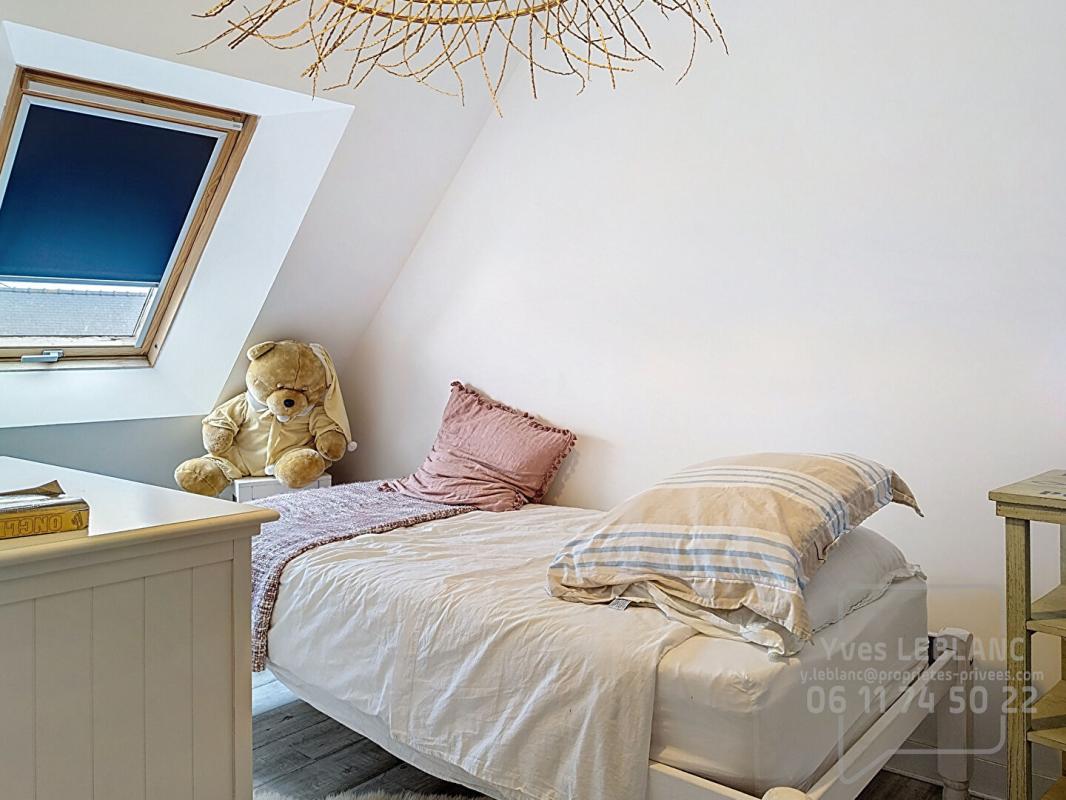 GROIX Maison Groix 10 pièce(s) 101 m2 12