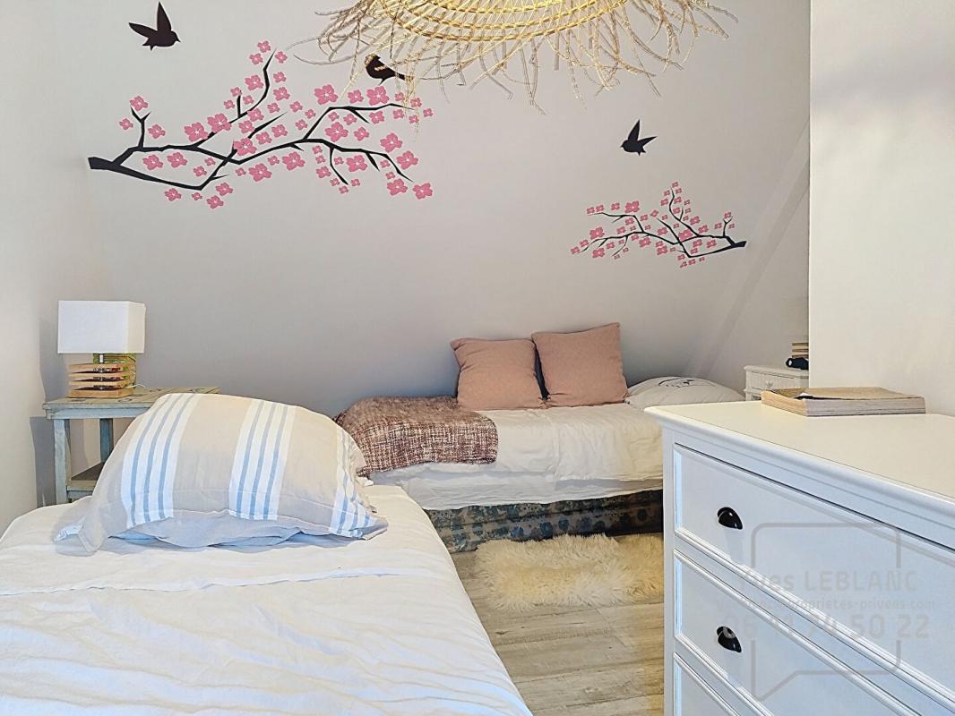 GROIX Maison Groix 10 pièce(s) 101 m2 13