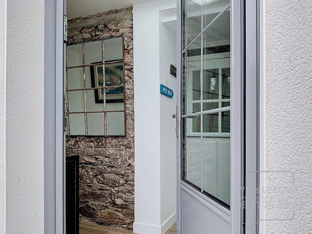 GROIX Maison Groix 10 pièce(s) 101 m2 16