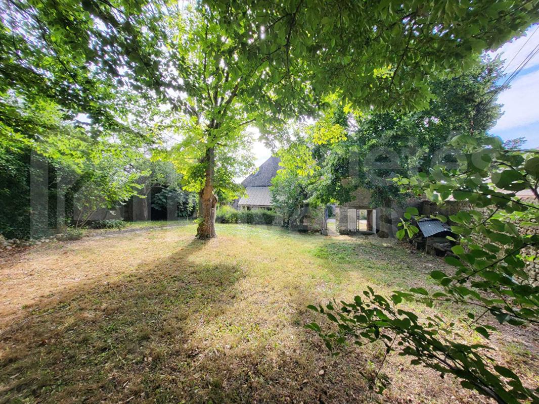 SERMAISES Maison de caractère en Pierre, 5 pièces, dépendances et jardin 16