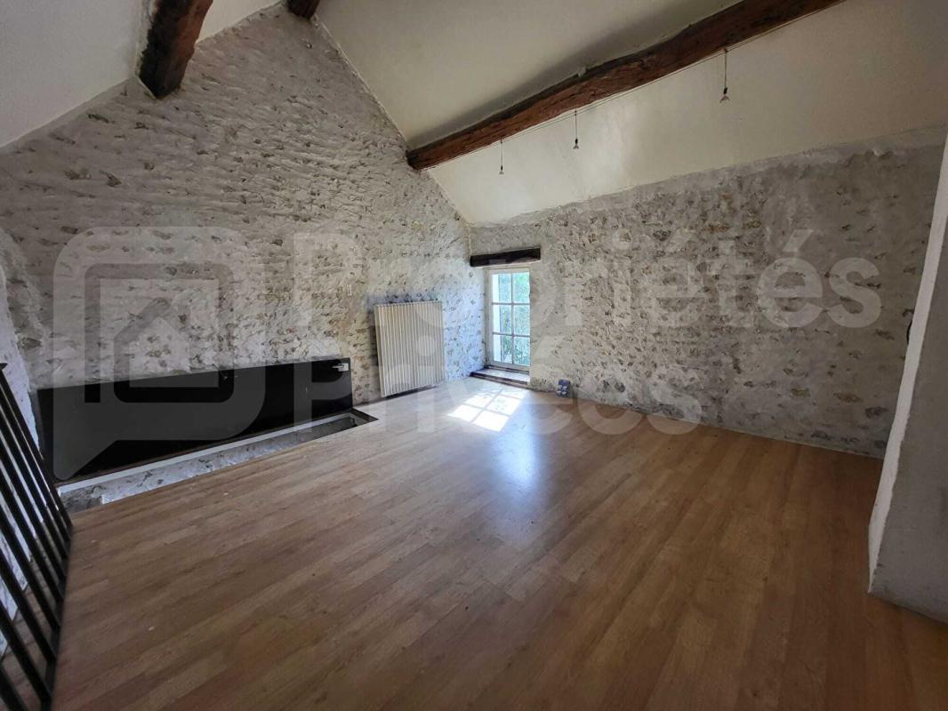 SERMAISES Maison de caractère en Pierre, 5 pièces, dépendances et jardin 18