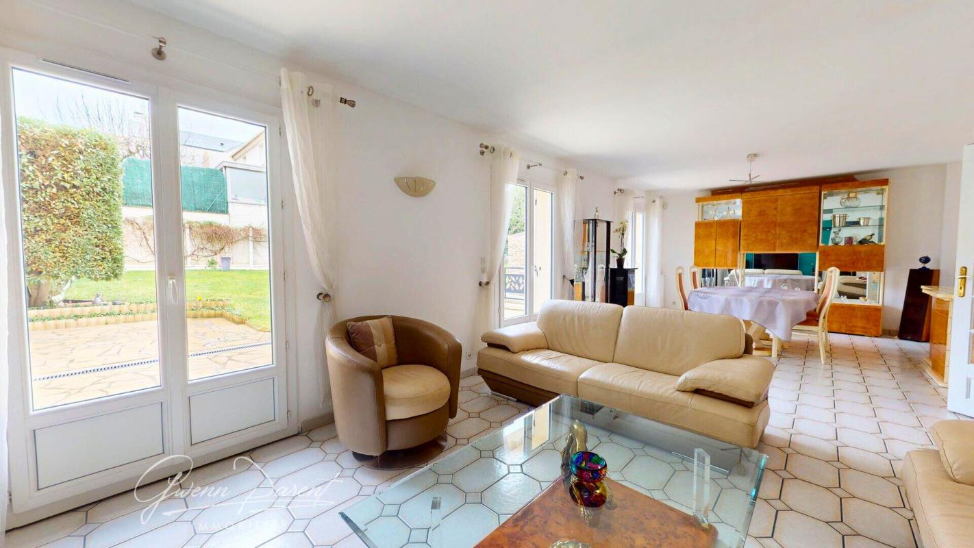 CACHAN Secteur Centre/Bas-Coteau  - Maison familiale 8P (6 chambres + bureau + sous-sol intégral) 8