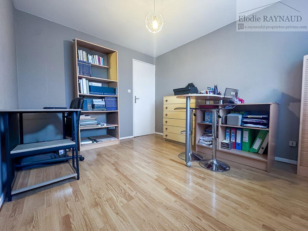 MEYZIEU Maison Meyzieu 4 pièces 84 m2 11