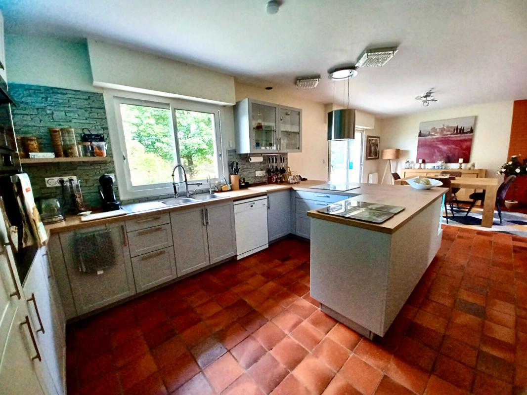 NIVILLAC Charmante maison Nivillac T5. La Roche Bernard à pied 5