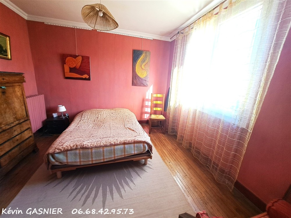 SOYAUX SOYAUX (16800) : Maison de 127m2 avec 4 chambres 6