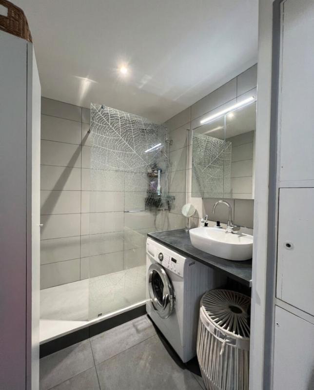 RIOM Appartement rénové au dernier étage 7