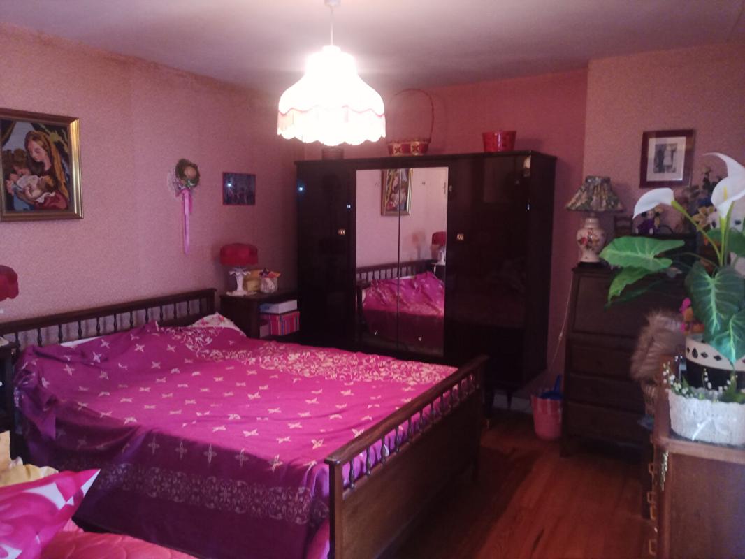 ESPALY-SAINT-MARCEL Espaly-Saint-Marcel(43), maison de village, 60m2 habitables, 2 chambres 10