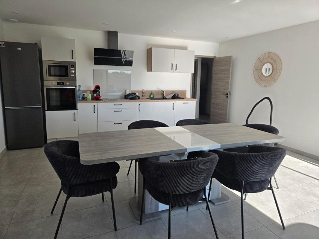 BOISSET-ET-GAUJAC Confortable Villa de 101 M2, 3 Chambres tout confort avec piscine sur 620 M2 de terrain 7