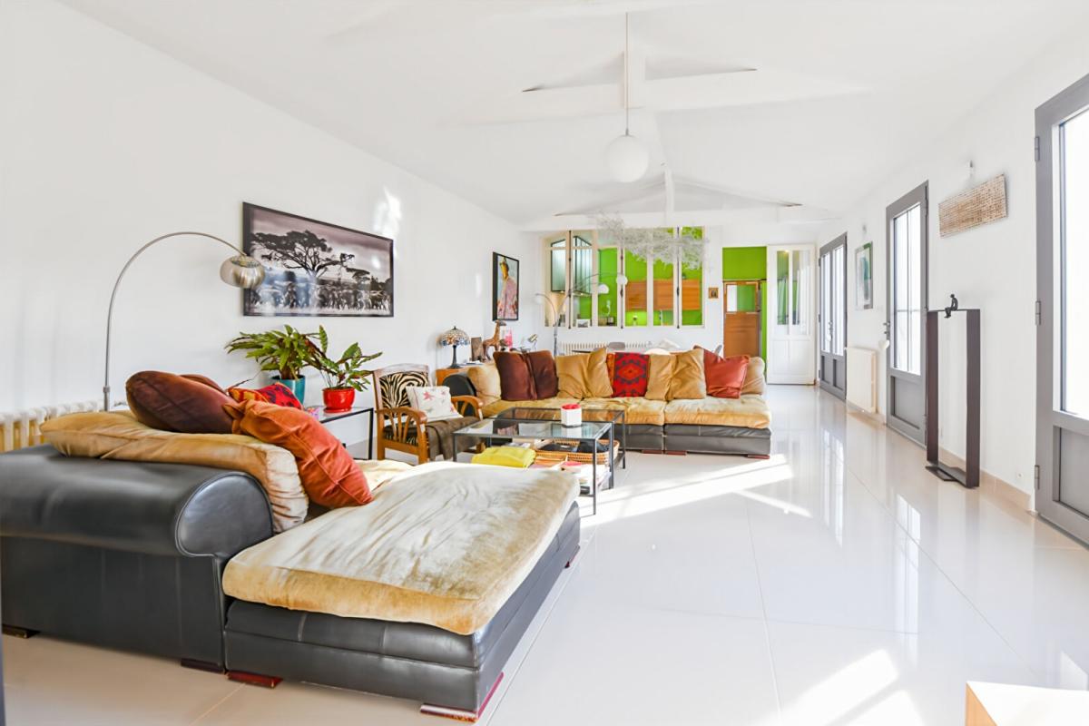 BORDEAUX Belle maison familiale en pierre - 245 m² habitables - Jardin intime - Bordeaux Sacré-Coeur 2