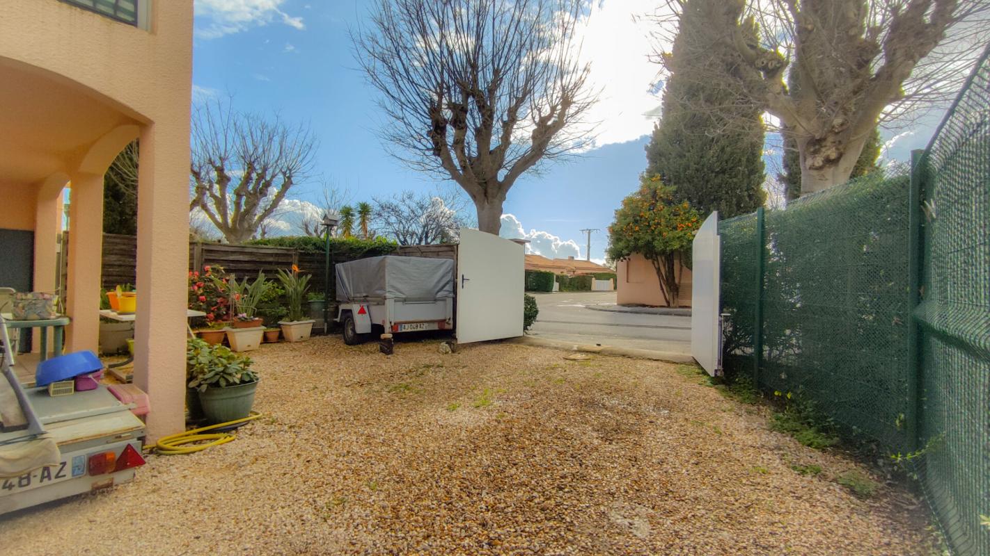 LA LONDE-LES-MAURES EXCLUSIVITE LA LONDE LES MAURES Appartement T3+terrasses+jardin+parking 7