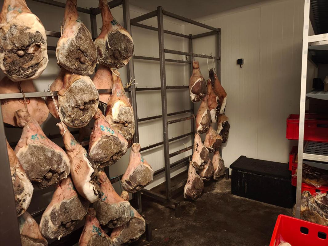 MAZAMET MAZAMET (81) - BOUCHERIE CHARCUTERIE TRAITEUR 12