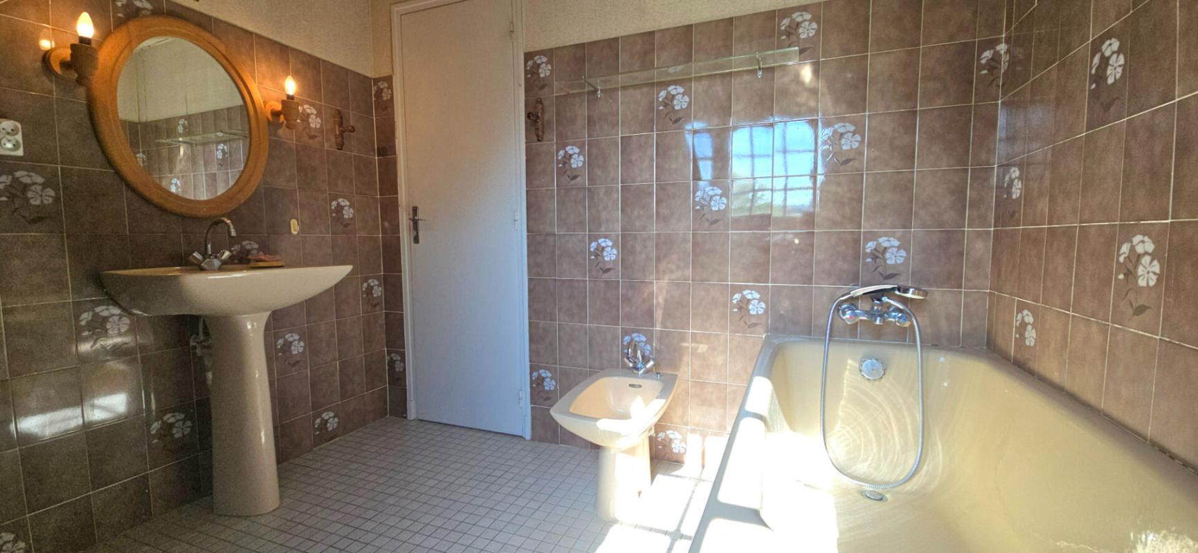 PERIGUEUX Maison  individuelle type 6, quartier Vésone 13