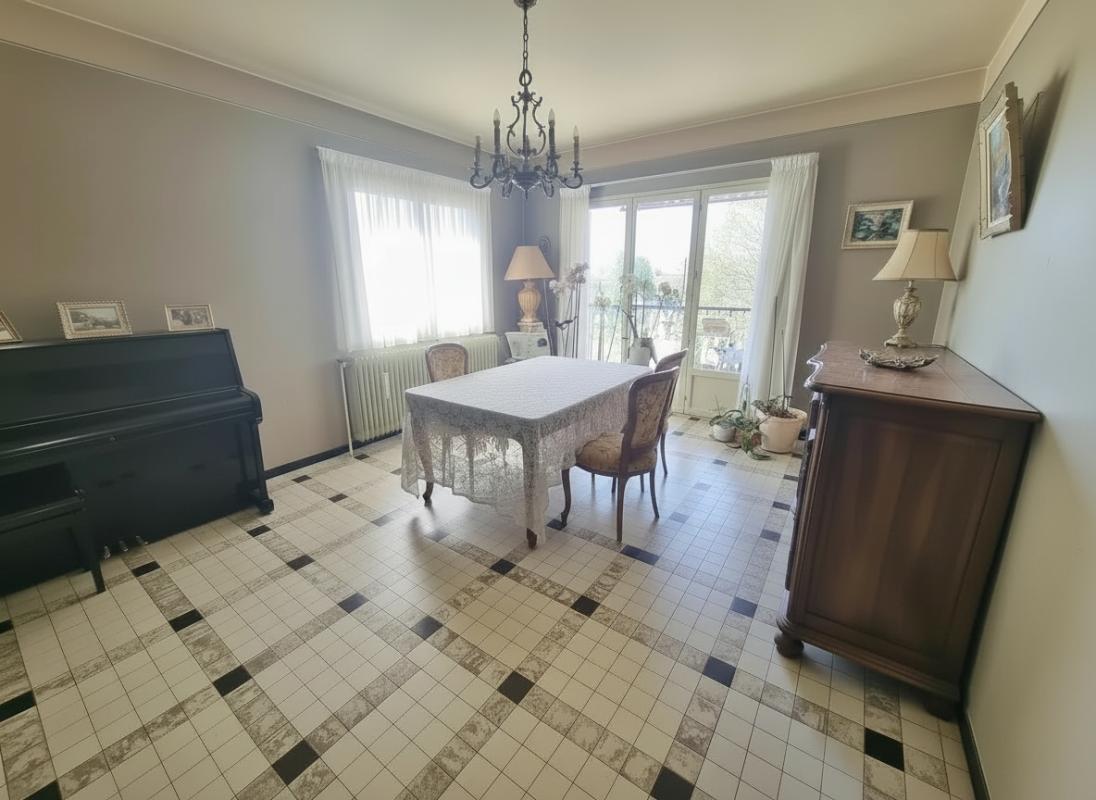 BEYNOST Maison Beynost 5 pièces 154 m2 garage sur 850m2 de terrain 10