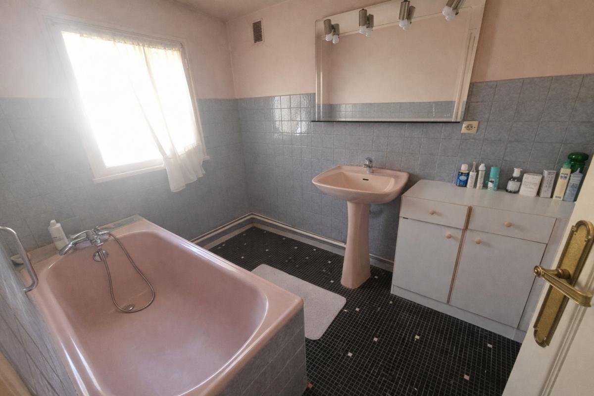 BEYNOST Maison Beynost 5 pièces 154 m2 garage sur 850m2 de terrain 5