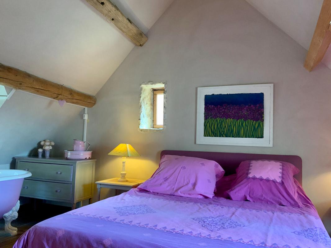 DORMELLES Elégante maison en pierre au coeur de la nature - Vue foret & charme authentiques à Dormelles 16