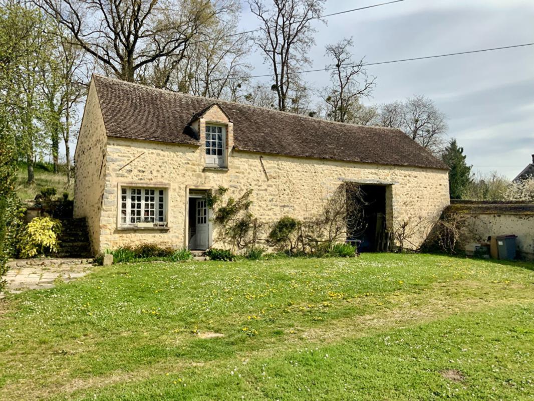 DORMELLES Elégante maison en pierre au coeur de la nature - Vue foret & charme authentiques à Dormelles 3