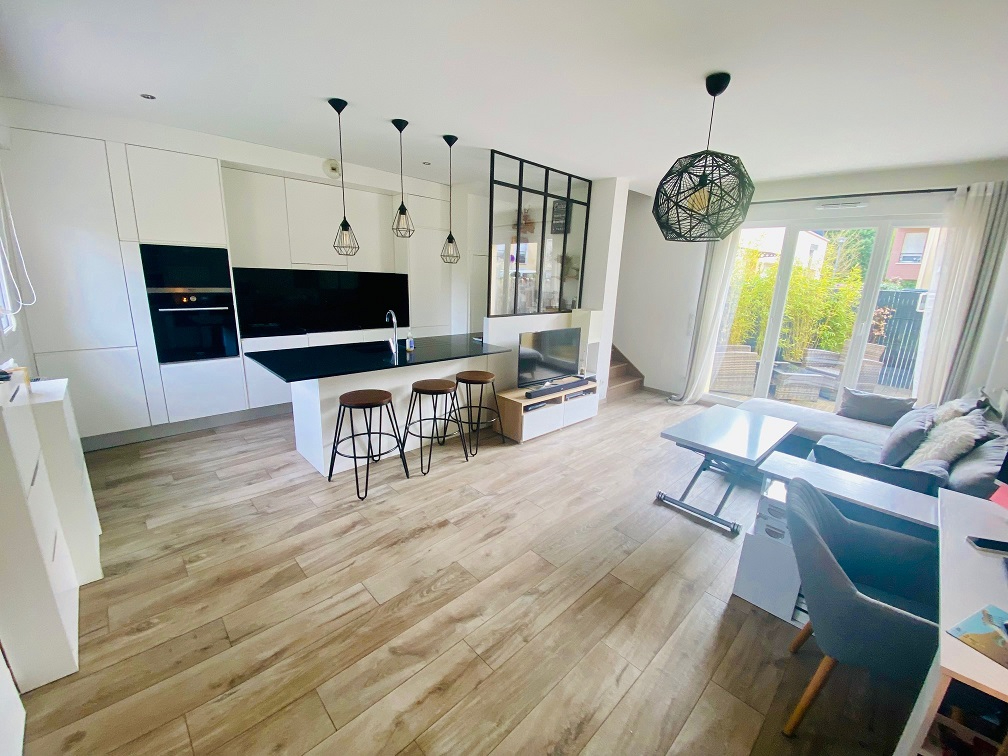 CROISSY-BEAUBOURG Croissy Beaubourg  duplex 3 pièce(s) 56 m2 1