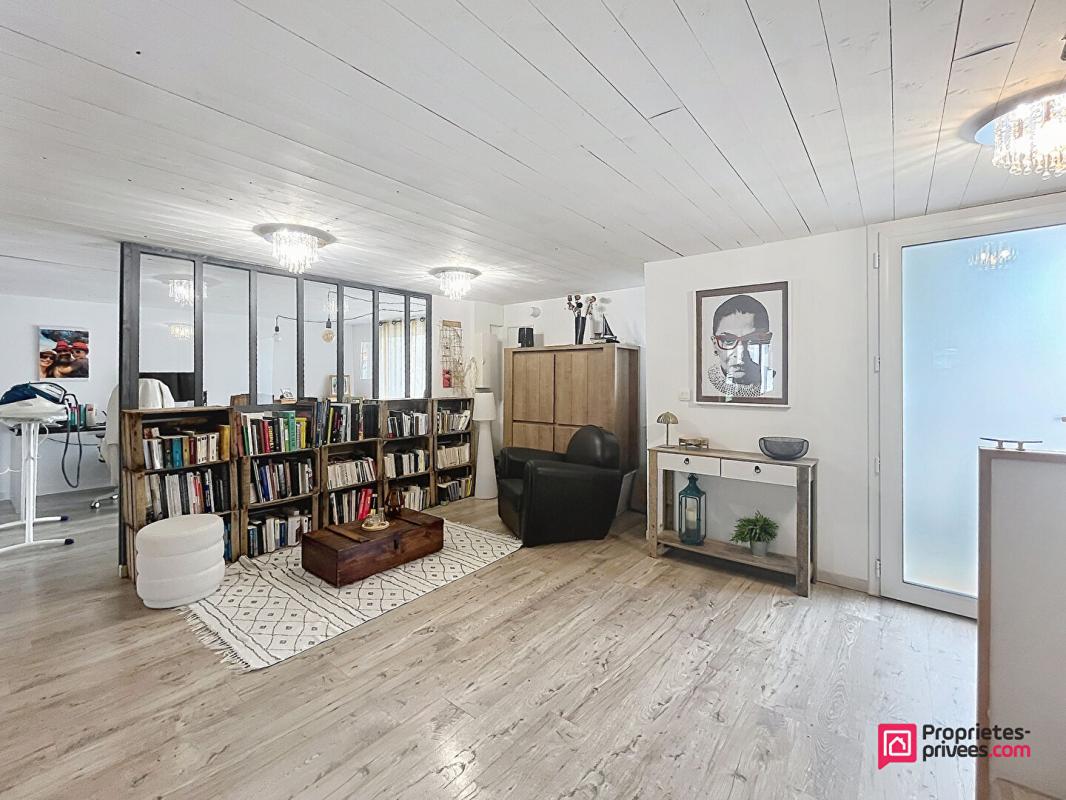 SAINT-XANDRE Maison familiale au coeur de Saint Xandre 8 pièce(s) 196 m2 6