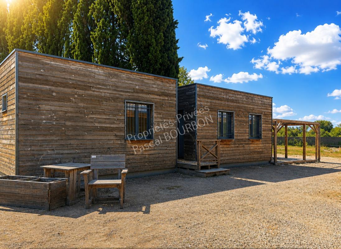 LIMOUX Hangar de 200m² et deux bureaux de jardin à Limoux sur 1000m² 2