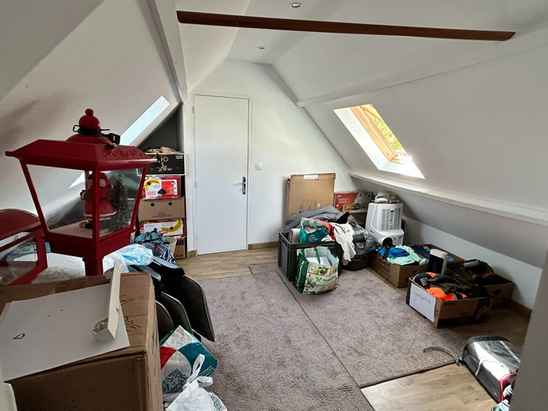 IVRY-LE-TEMPLE MAISON ANCIENNE COMPLETEMENT RENOVEE PAR UN COMPAGNON DE FRANCE 18