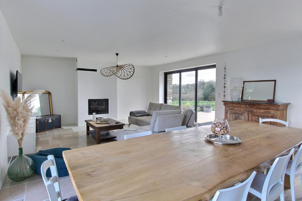 ELVEN Maison Elven 8 pièces  209 m2 en campagne 1