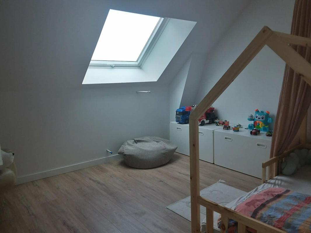 ELVEN Maison Elven 8 pièces  209 m2 en campagne 8